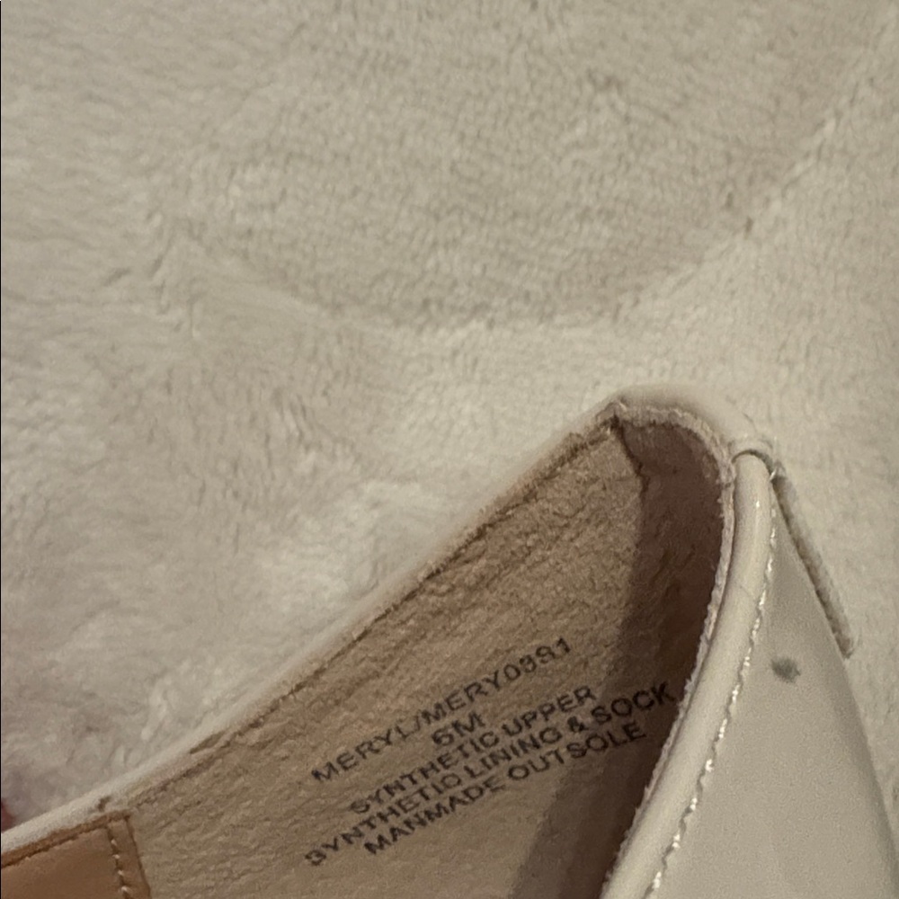 Steve Madden Meryl Flats in Bone - Picture 3 of 3